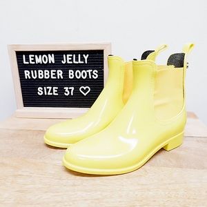 LEMON JELLY CHELSEA YELLOW RUBBER RAIN BOOTS 🌧💛